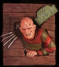 The Horror Dome "Nightmare On Elm Street - Wallbreaker" Hanging Halloween Decoration